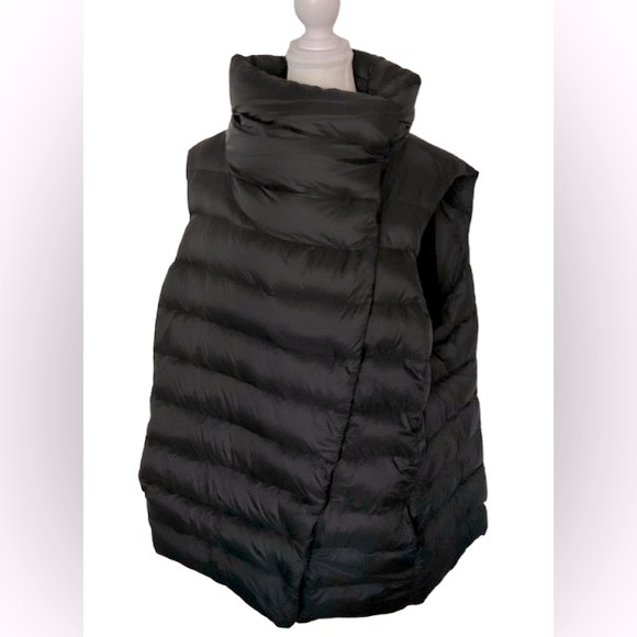 Vintage Ralph Lauren 1X Puffer Vest Women's Black Designer Jacket Outdoor - Picture 1 of 14
